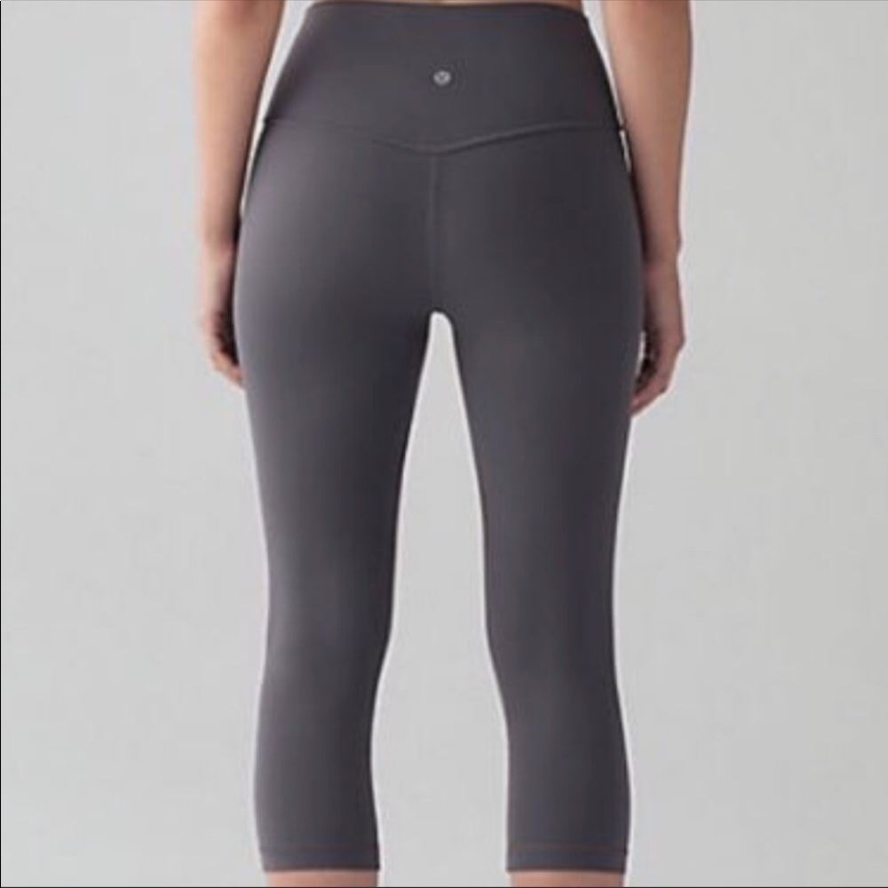 Lululemon align crops carbon